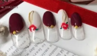 ネイル ゲン レイカのネイルデザイン