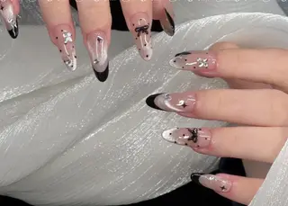 ネイル Pure&Rich Nailのネイルデザイン