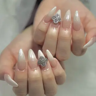 ネイル ぷりゅねる Nanamiのネイルデザイン