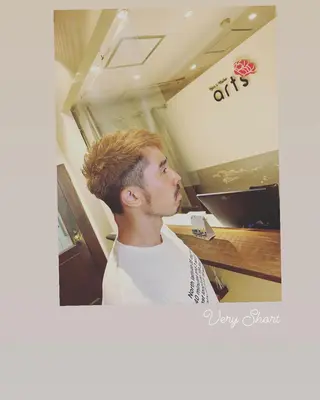 ショート メンズ ハイライト/インナー /ブリーチ/レイヤーのヘアスタイル