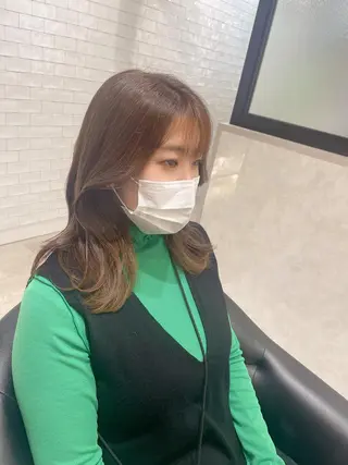 ミディアム カラー &chaLme   心斎橋所属・emi/髪質改善/ 韓国風/艶カラーのヘアスタイル