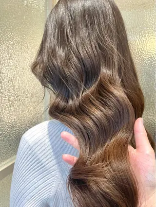 ロング カラー モデルさん募集中IT byALBUM八王子のヘアスタイル