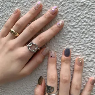 ネイル ヤマダ サクラのヘアスタイル