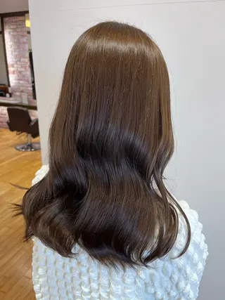 セミロング 透明感カラー/ 岡田澪香のヘアスタイル