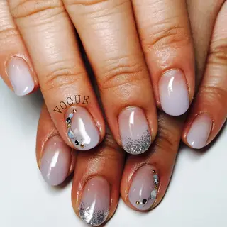 ネイル VOGUE ×SWANのネイルデザイン