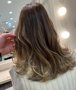 ミディアム カラー 🇺🇸海外デザイン iCON TOKYOのヘアスタイル