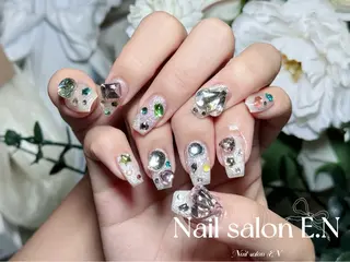 ネイル E.N🦋 長さ出し/持ち込みのネイルデザイン