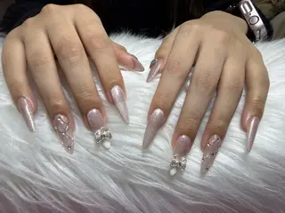 ネイル モニカ アキイのネイルデザイン