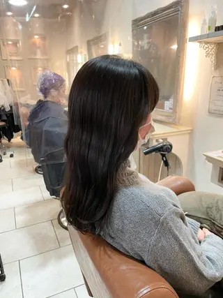 ロング 前平 友慈のヘアスタイル