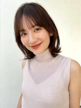 ミディアム カラー 結べるレイヤーボブ くびれLady表参道のヘアスタイル