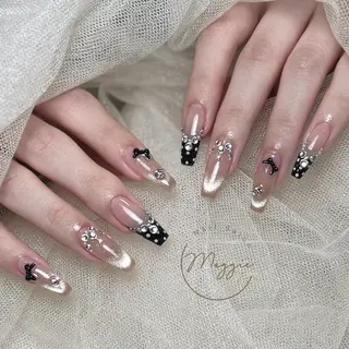 ネイル Maggie Nail🦩のネイルデザイン