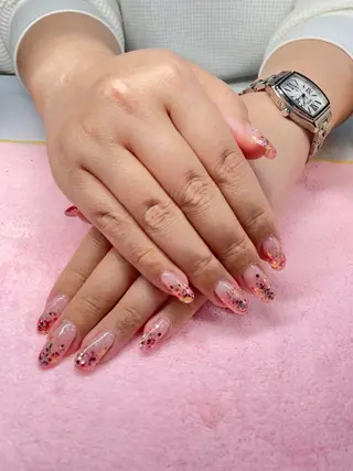 ネイル LOVE NAIL＋【ラブネイルプラス】所属・大田 芽依のネイルデザイン