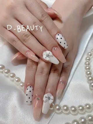 ネイル D-BEAUTY Nailsalonのネイルデザイン