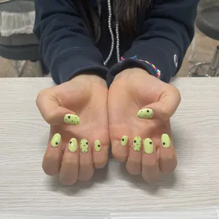 ネイル TRU NAIL&EYE立川所属・TRU ちはるのネイルデザイン