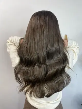 セミロング カラー パーマ ヘアアレンジ メンズ ネイル マツエク・マツパ アイブロウ 韓国風×透明感カラー 髪質改善オタベシンヤのヘアスタイル