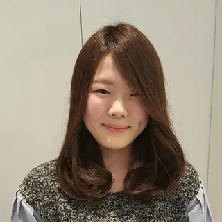 ミディアム leibz.co所属・Furuta Yukikoのヘアスタイル