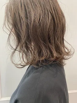 ミディアム カラー 韓国ヘア🇰🇷 トヨキトキコのヘアスタイル