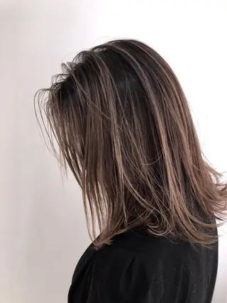 セミロング カラー 鈴木 マサアキのヘアスタイル