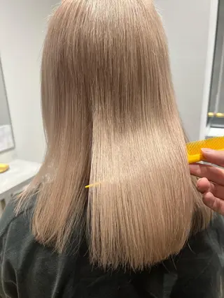 セミロング AI TOKYO　S所属・mizuki 【韓国レイヤー】のヘアスタイル