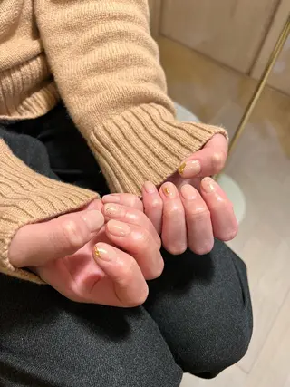 ショート each所属・𝐞𝐚𝐜𝐡 nanami🩰のネイルデザイン