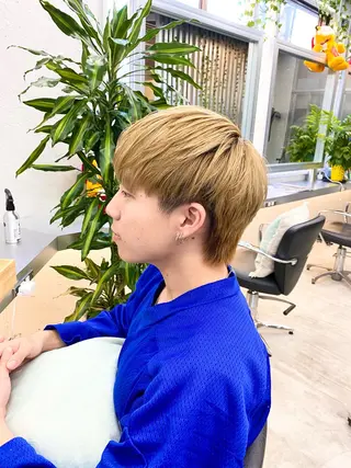 ショート カラー メンズ 普通の美容室じゃない ‼️/若林のヘアスタイル