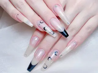 ネイル 🎀M nails✨ ビューティーのネイルデザイン