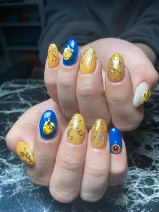 ミディアム ネイル ✴︎ Delightのネイルデザイン