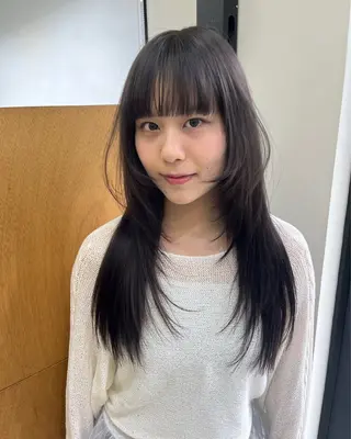 ロング カラー miyu /レイヤー/ブリーチのヘアスタイル