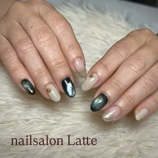 ネイル Nailsalon Latteのネイルデザイン