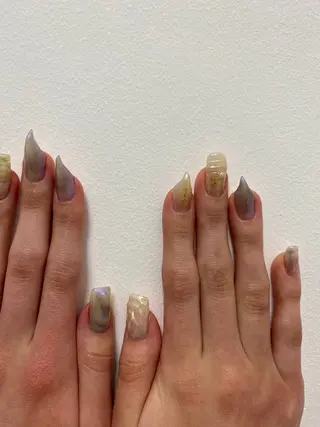 ネイル サガトワ マディナのネイルデザイン