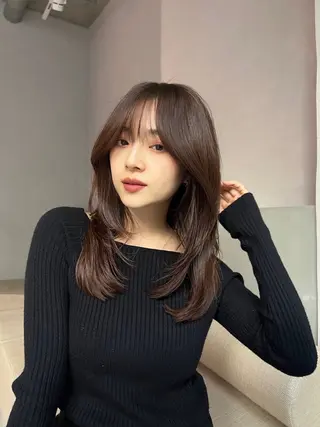 ミディアム レイヤーカット/ くびれヘア佐藤大空のヘアスタイル
