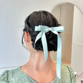 ミディアム ヘアアレンジ 久力琴音''透明感 カラー''アレンジのヘアスタイル