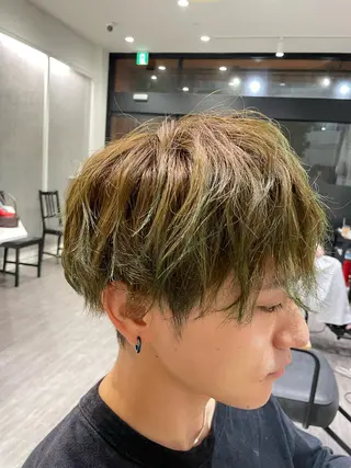 カラー cocotte宜喜 弘希のヘアスタイル