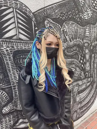 セミロング カラー ヘアアレンジ haco+所属・🌈派手髪エクステ ブレイズ🌈ひろとのヘアスタイル