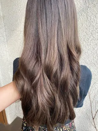 ロング 猪股 華乃のヘアスタイル