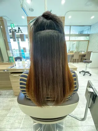 ロング 秋山 瑠夏のヘアスタイル