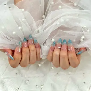 ネイル Luna 烏丸店所属・竹田 美羽のネイルデザイン