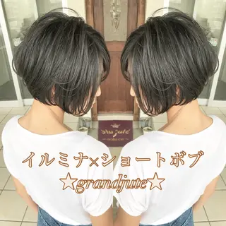 ショート カラー grand juteのヘアスタイル