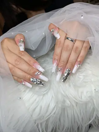 ネイル Queen Nail 柏店　クイーンネイルのネイルデザイン
