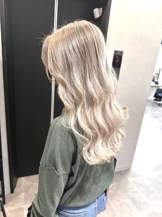 ロング カラー SE ITAのヘアスタイル