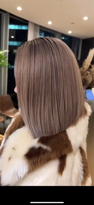 ミディアム カラー nok所属・レイヤー/ベージュ/ どますず🌺のヘアスタイル