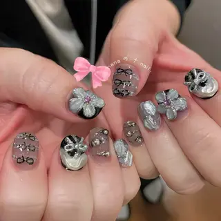 ネイル 櫻井 奈美子のネイルデザイン