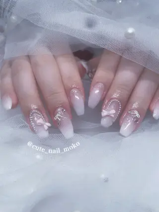 ネイル GO TODAY SHAiRE SALON原宿 Liber所属・️🫧もこ 艶感ネイル🫧のネイルデザイン