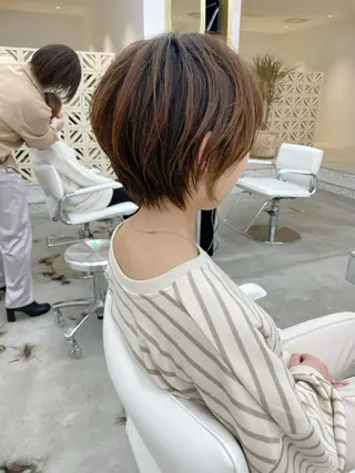 ショート カラー NOE NAGOYA所属・山田 佳奈のヘアスタイル