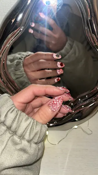 ネイル Ami 🦥のネイルデザイン