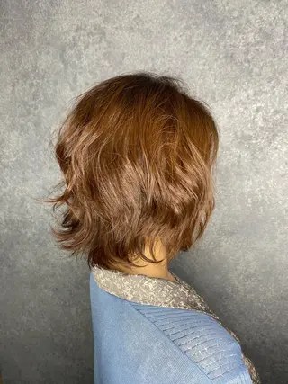ショート カラー パーマ AiRU hair RIRIKOのヘアスタイル