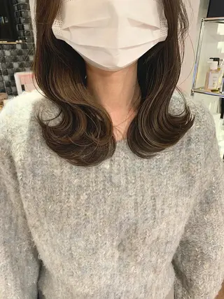 セミロング コテ巻きパーマ/韓国 パーマ/佐野のヘアスタイル