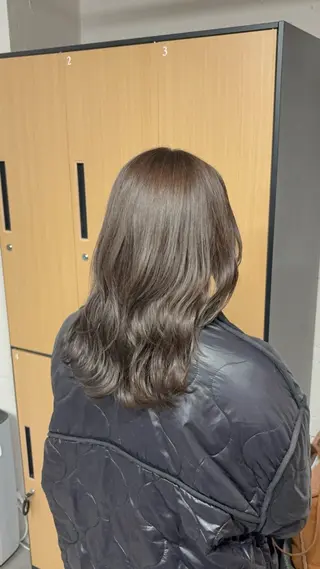 セミロング tokute 中野真咲🐺のヘアスタイル