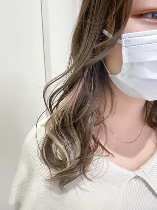 ミディアム 横浜🍒ルーツカラー エクステ／RIEのヘアスタイル