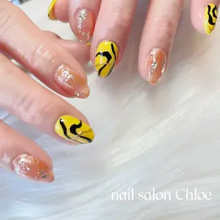 ネイル 鈴木 利奈のネイルデザイン